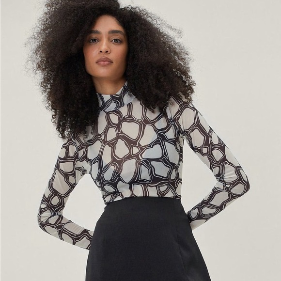 Animal Print Mesh Top - Picture 2 of 3